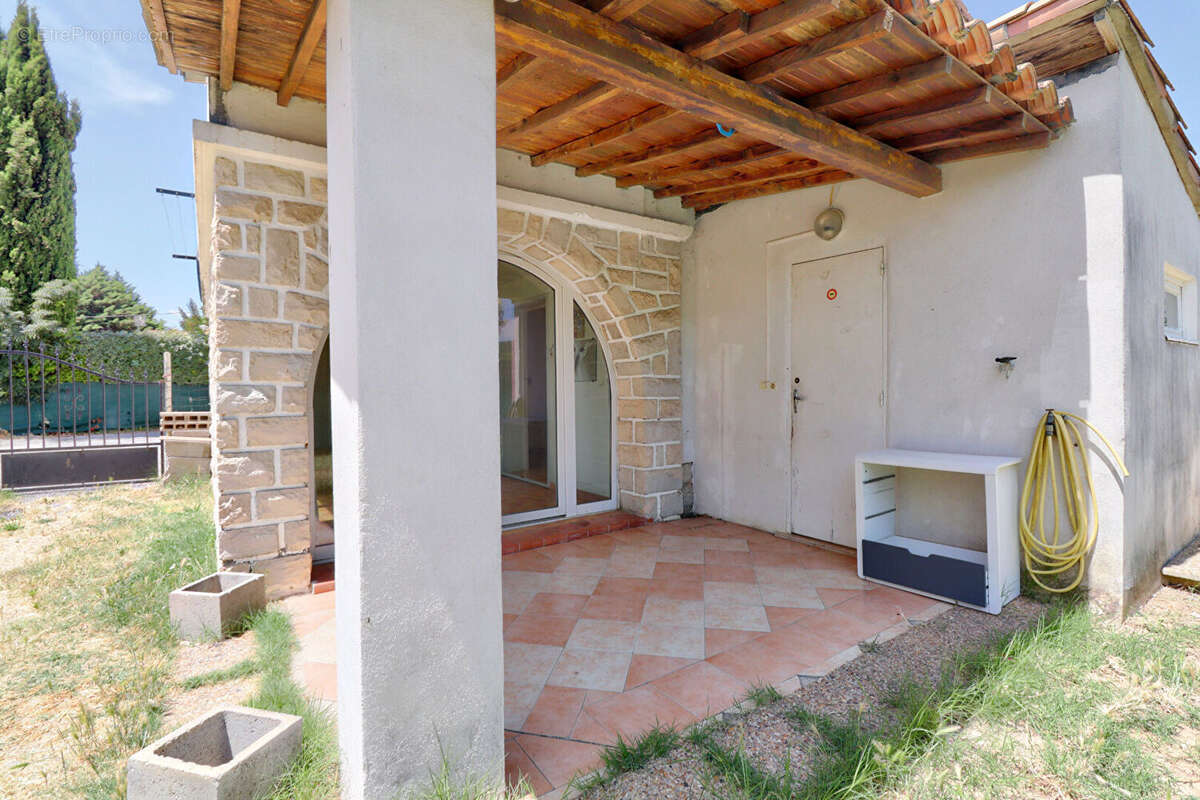 Appartement à VINON-SUR-VERDON