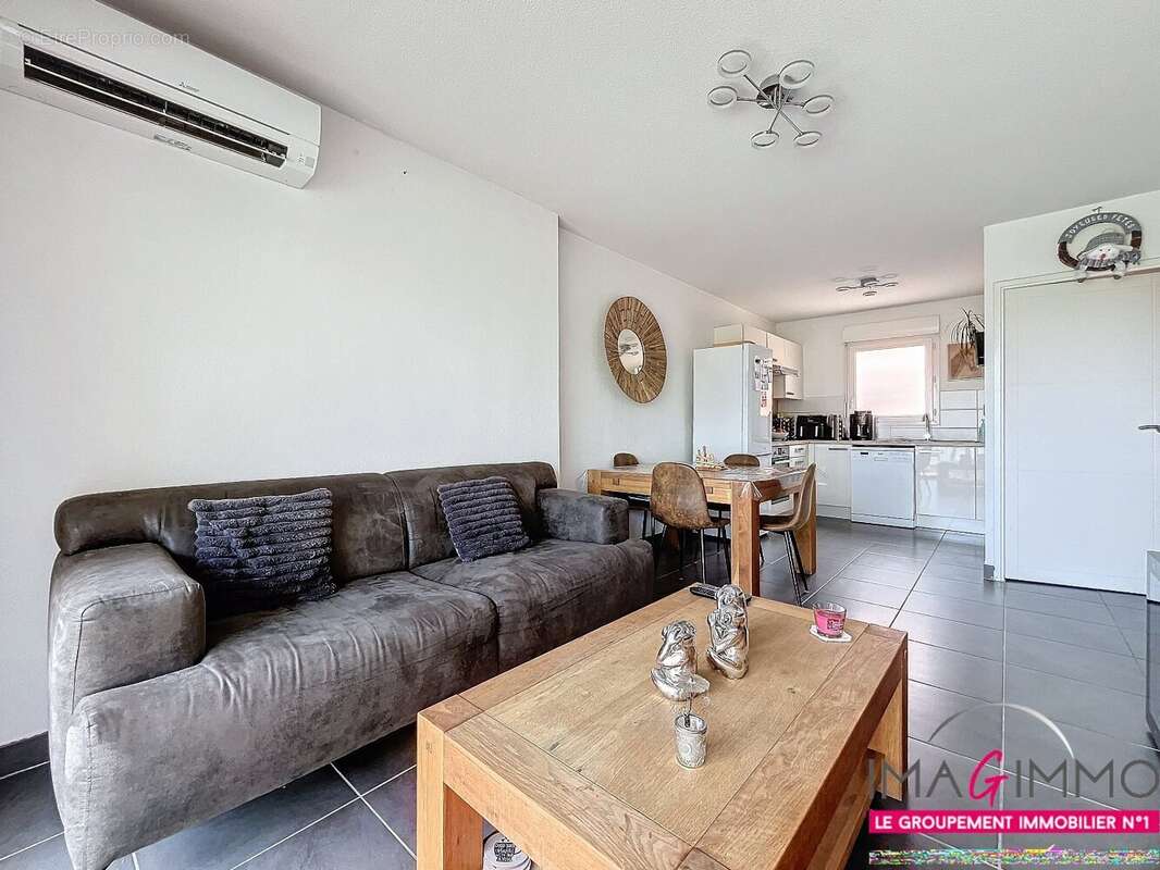 Appartement à MAUGUIO