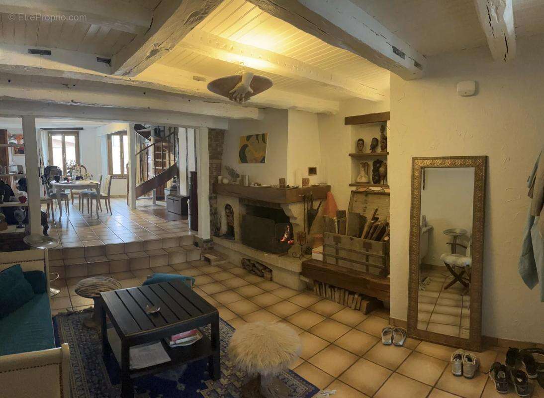 Maison à SAINTE-MENEHOULD