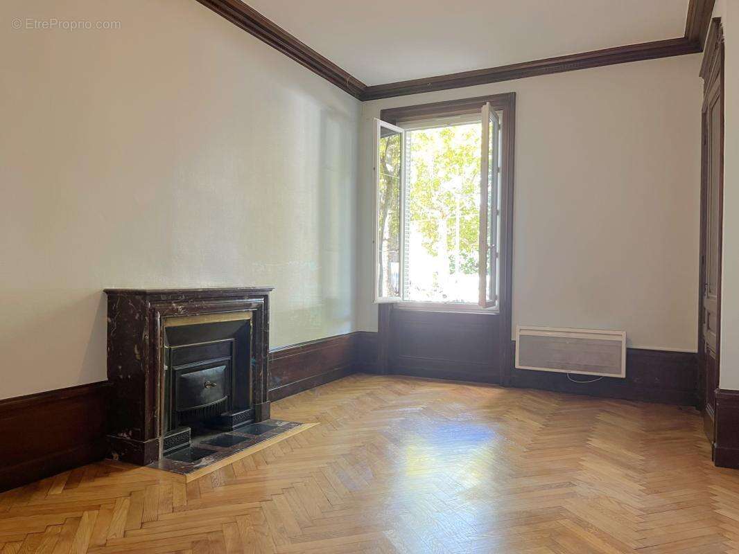 Appartement à LYON-1E
