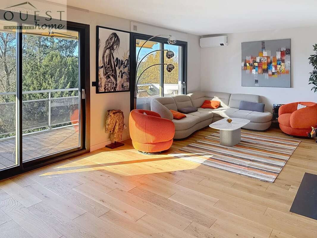 superbe appartement 'Pitance' rénové  dans résidence de sta - photo 2