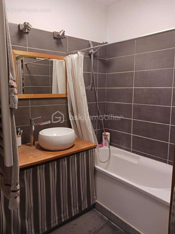 Maison à MONTLOUIS-SUR-LOIRE