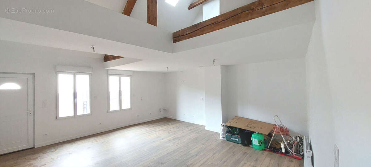 20260220_135503 - Appartement à REMIREMONT