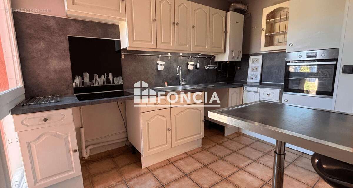 Appartement à MARSEILLE-14E