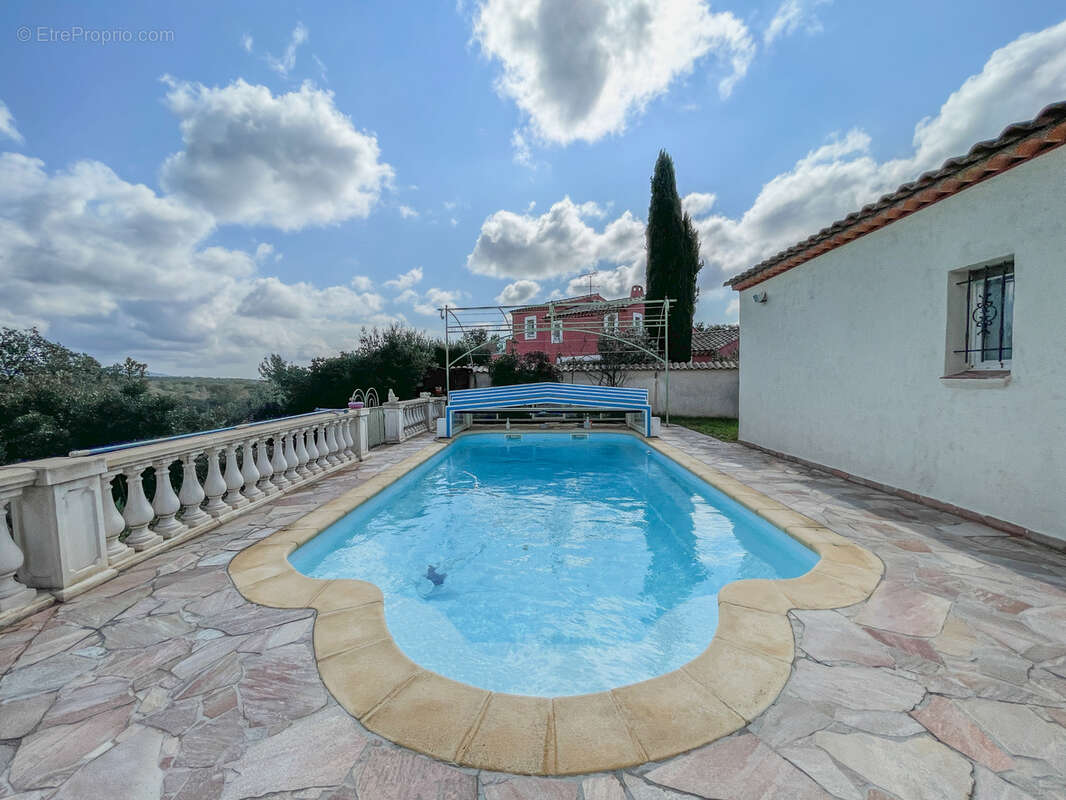 Autre à ROQUEBRUNE-SUR-ARGENS