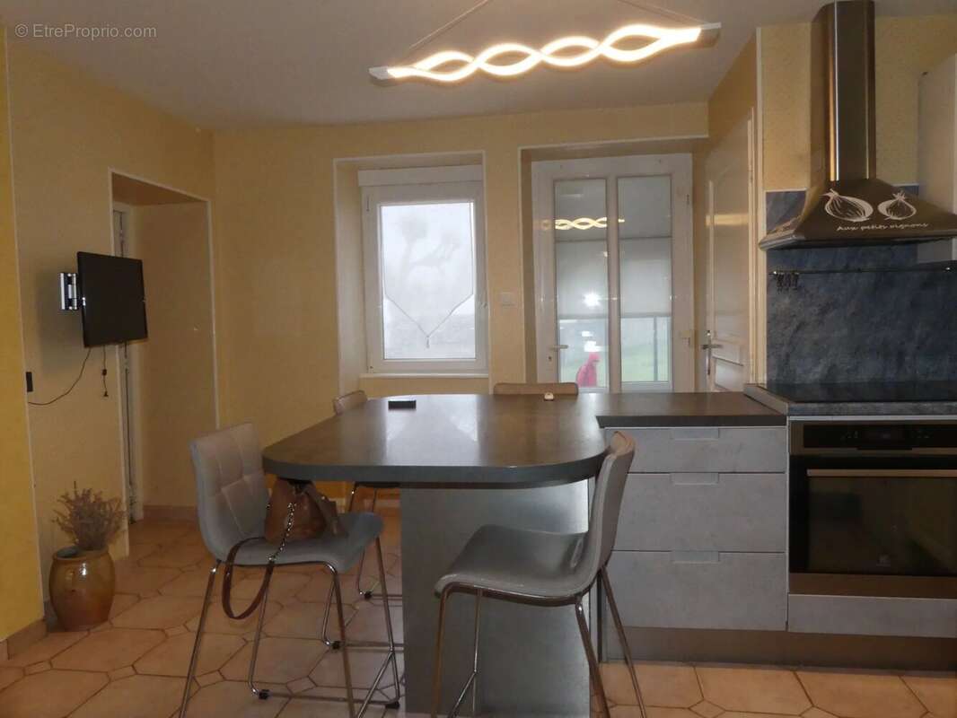 Maison à BISSEY-SOUS-CRUCHAUD
