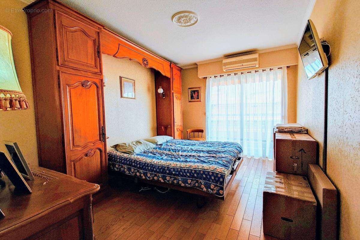 Appartement à CAGNES-SUR-MER