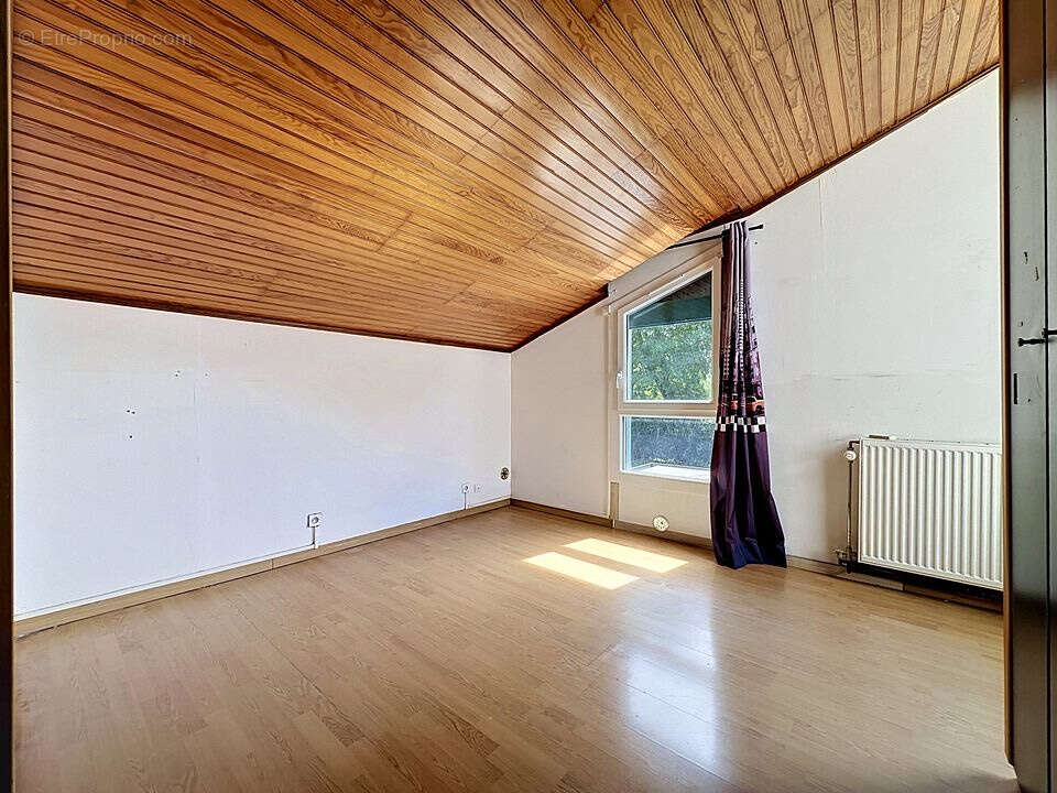 Maison à EMERAINVILLE