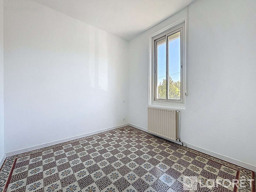 Maison Orange Centre 80 m², 3 chambres, et garage et jardin 590 m² - photo 10
