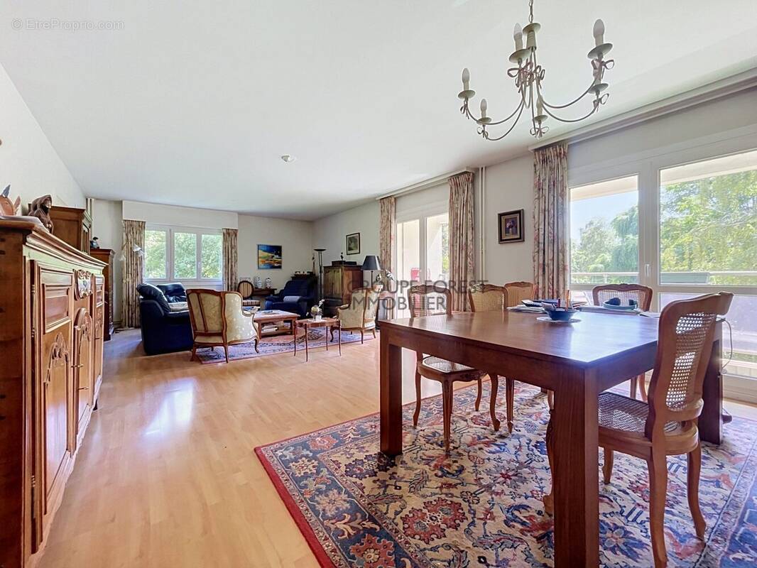 Appartement à LA MADELEINE