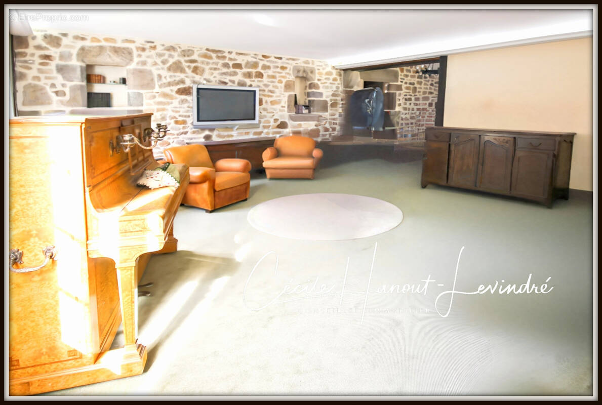 Maison à SAINT-AUBIN-DES-PREAUX