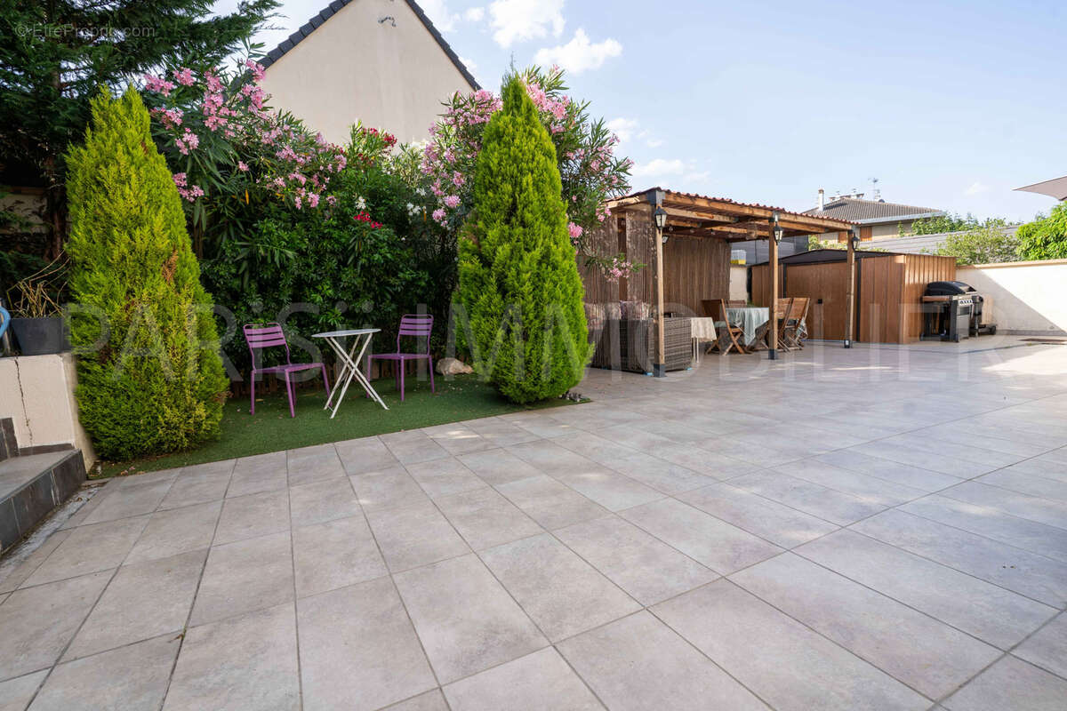 Maison - 6 pièces - 145m2 - Franconville - photo 25