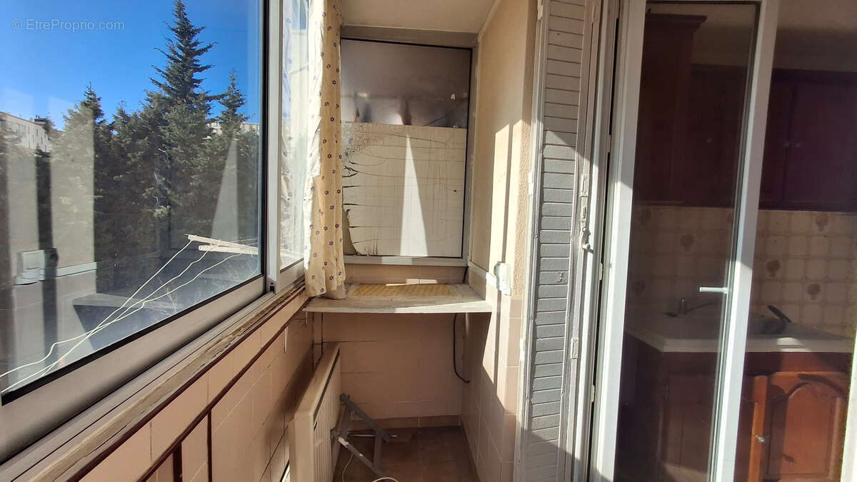 Appartement à MARSEILLE-14E