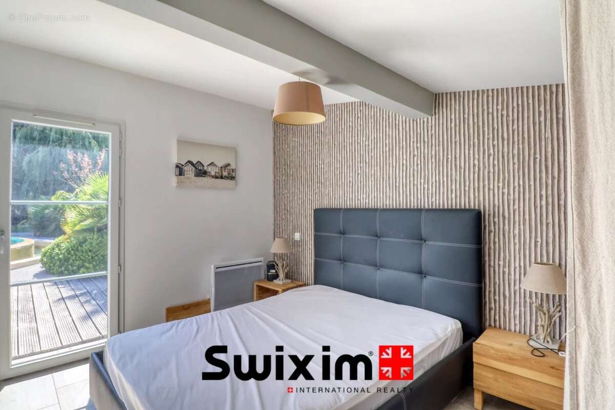 Maison à SAINT-ESTEPHE