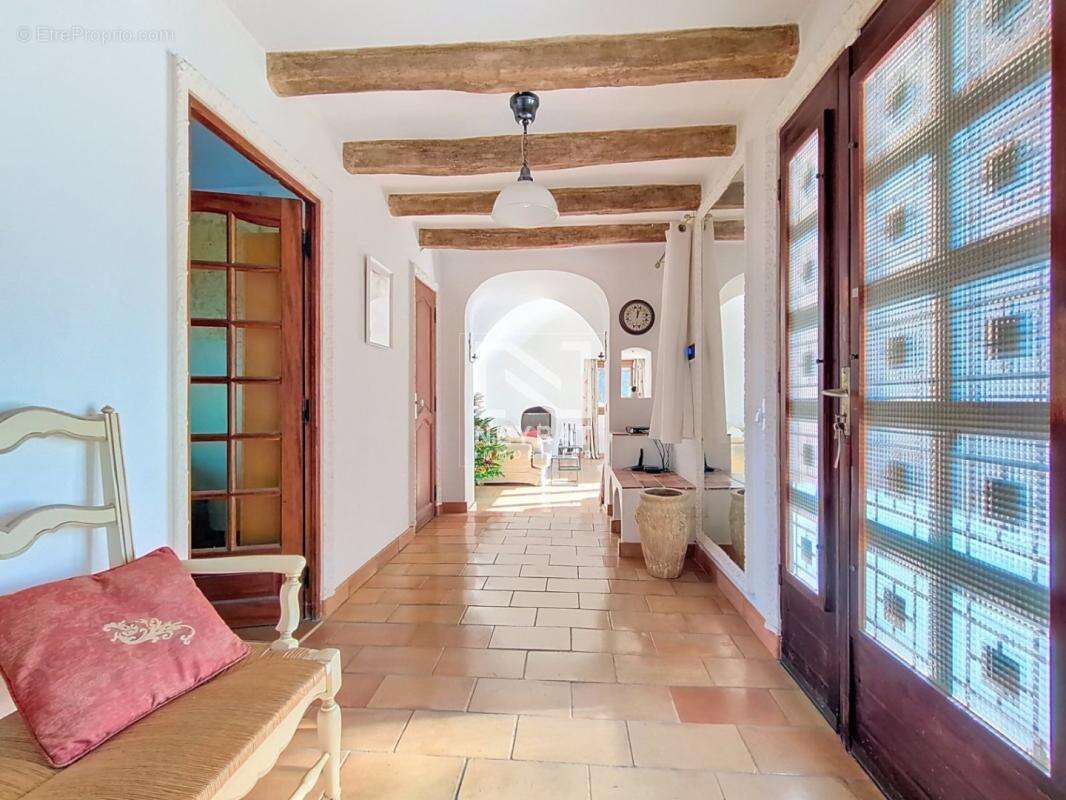 A tourrettes - propriete - proche golf de terre blanches - piscine - tennis - appartement independant - photo 16