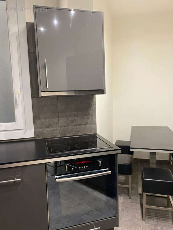 Appartement Paris Trocadéro 4 pièce(s) 82.07 m2 HSP 2.78M - photo 7