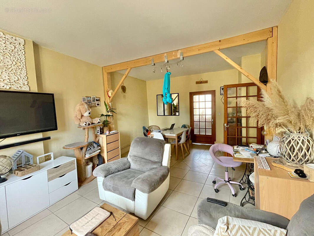 Appartement à LA TOUR-DU-PIN