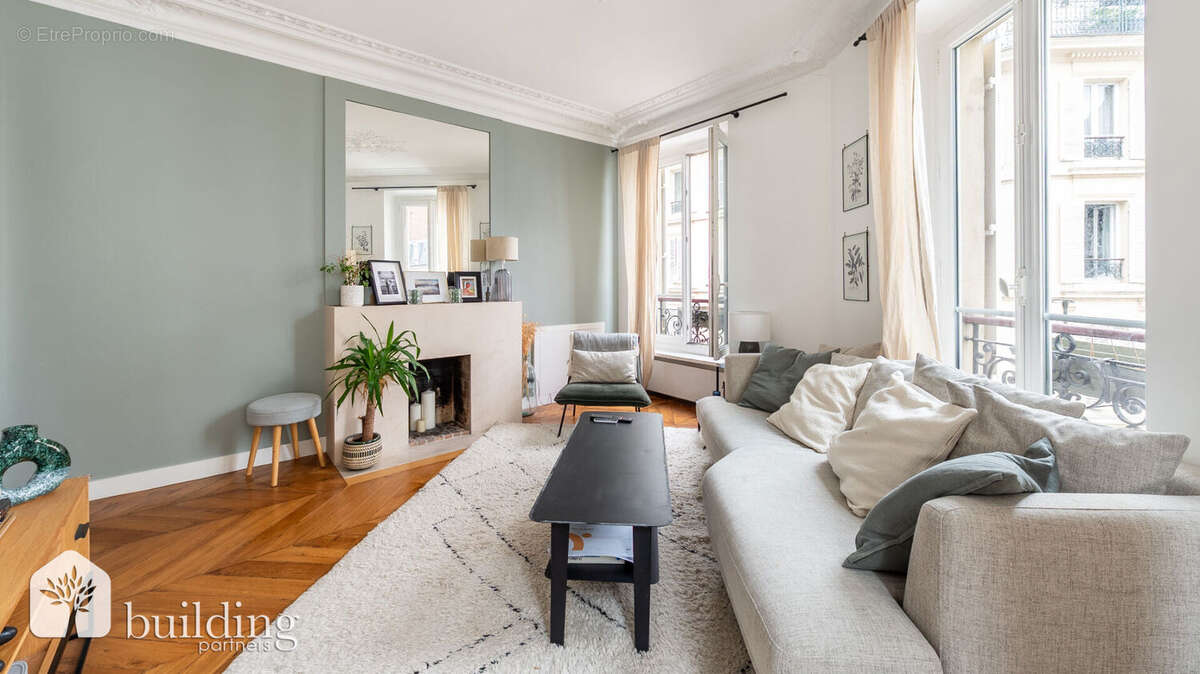 Appartement à LEVALLOIS-PERRET