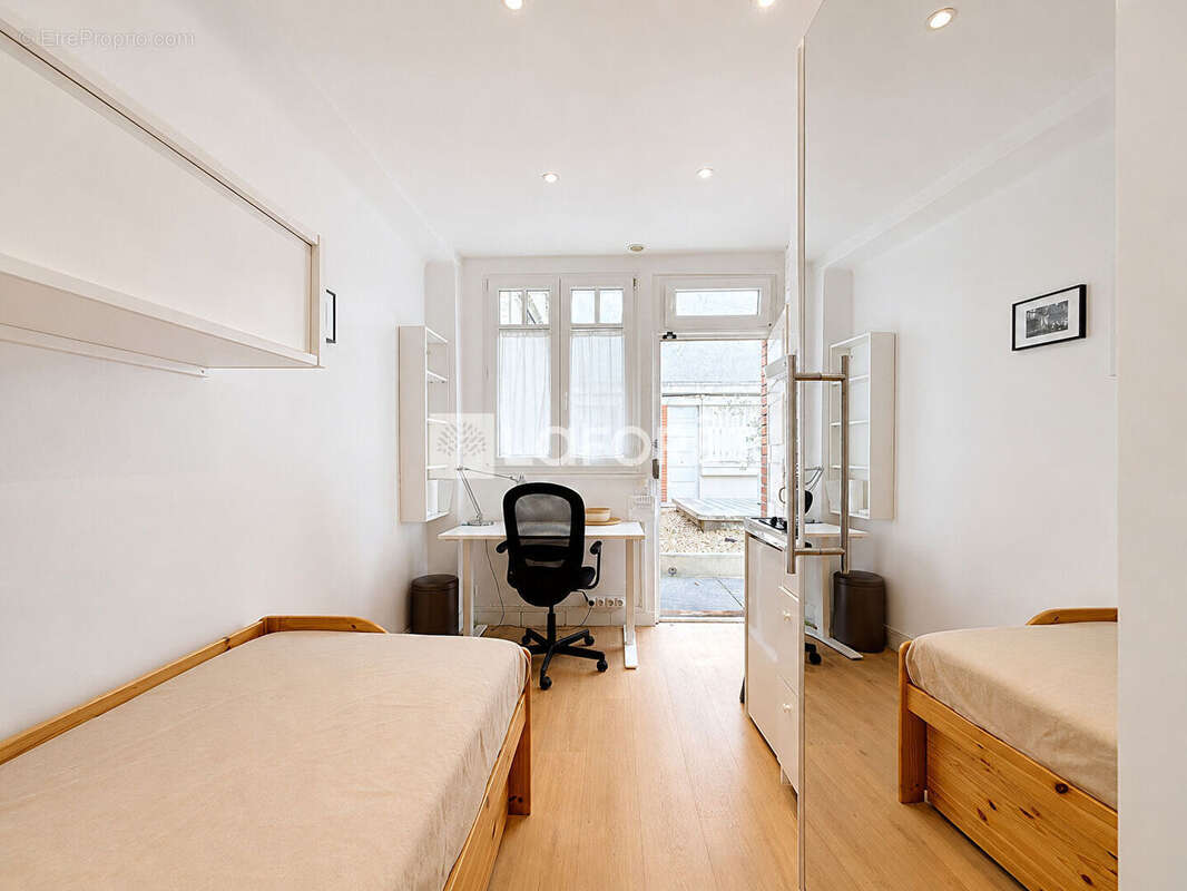 1 pièce - 9.90 m2 - SPONTINI - photo 4