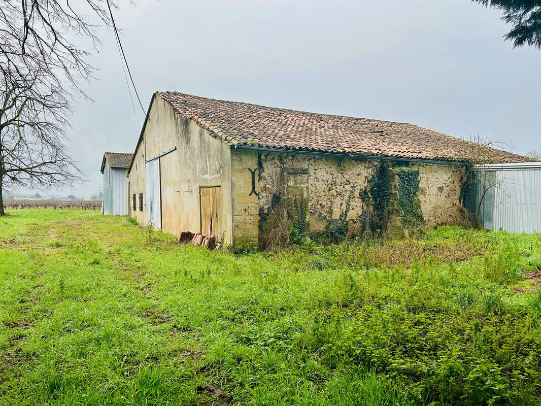 Maison à MOULIETS-ET-VILLEMARTIN