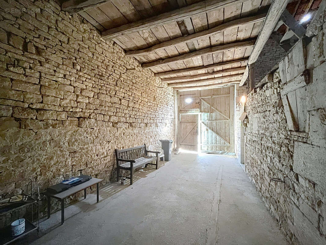 Maison de village - photo 6