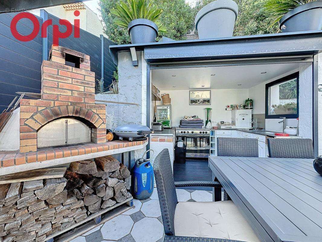 Maison à SAINT-MANDRIER-SUR-MER