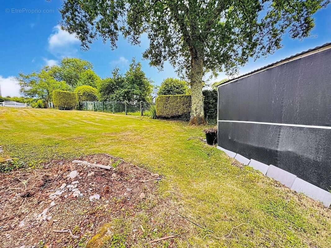 Terrain 545 m² à Ploemel  - photo 3