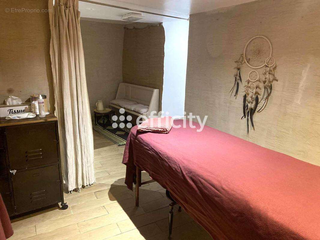 Commerce à MARSEILLE-6E