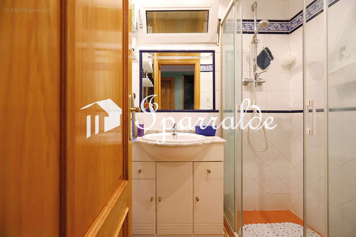 Grande maison familiale F5 lumineuse avec garage, double terrasse et beaux volumes - photo 26