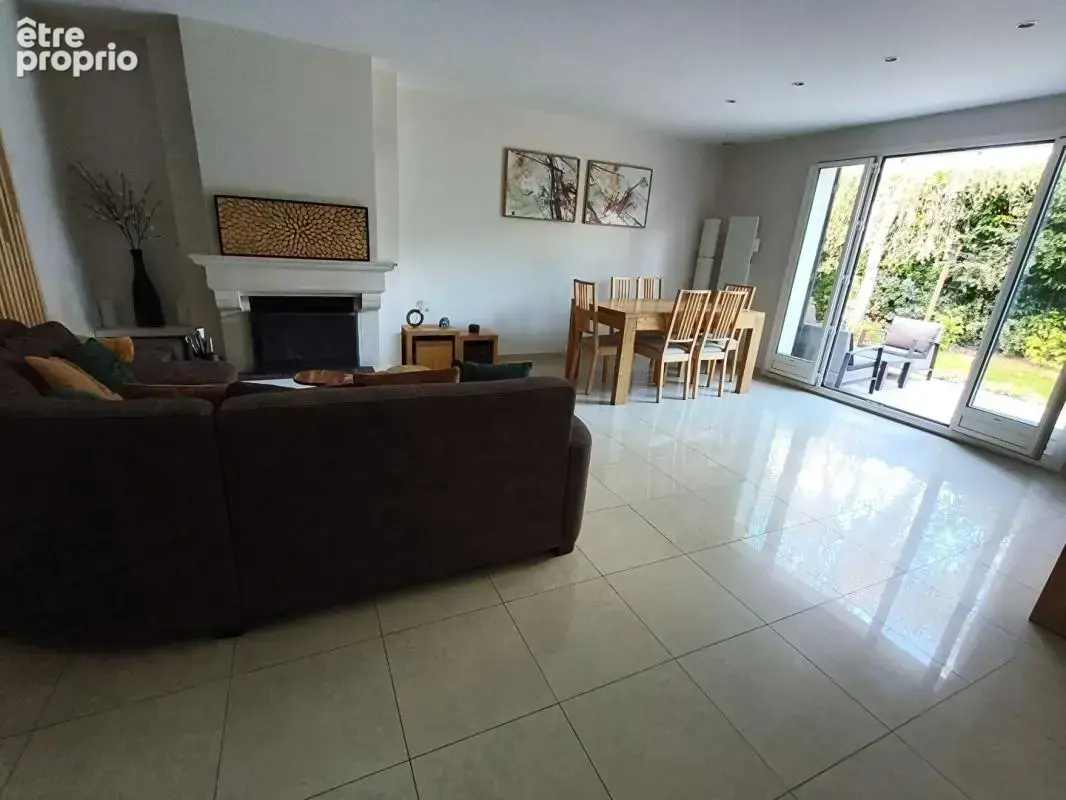 Maison Gournay Sur Marne 5 pièce(s) 100 m2 - photo 2