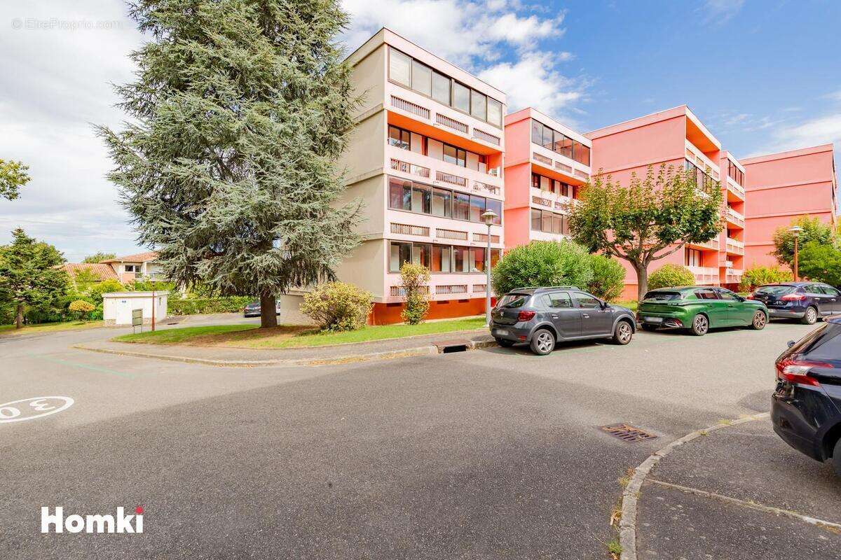 Appartement à RAMONVILLE-SAINT-AGNE