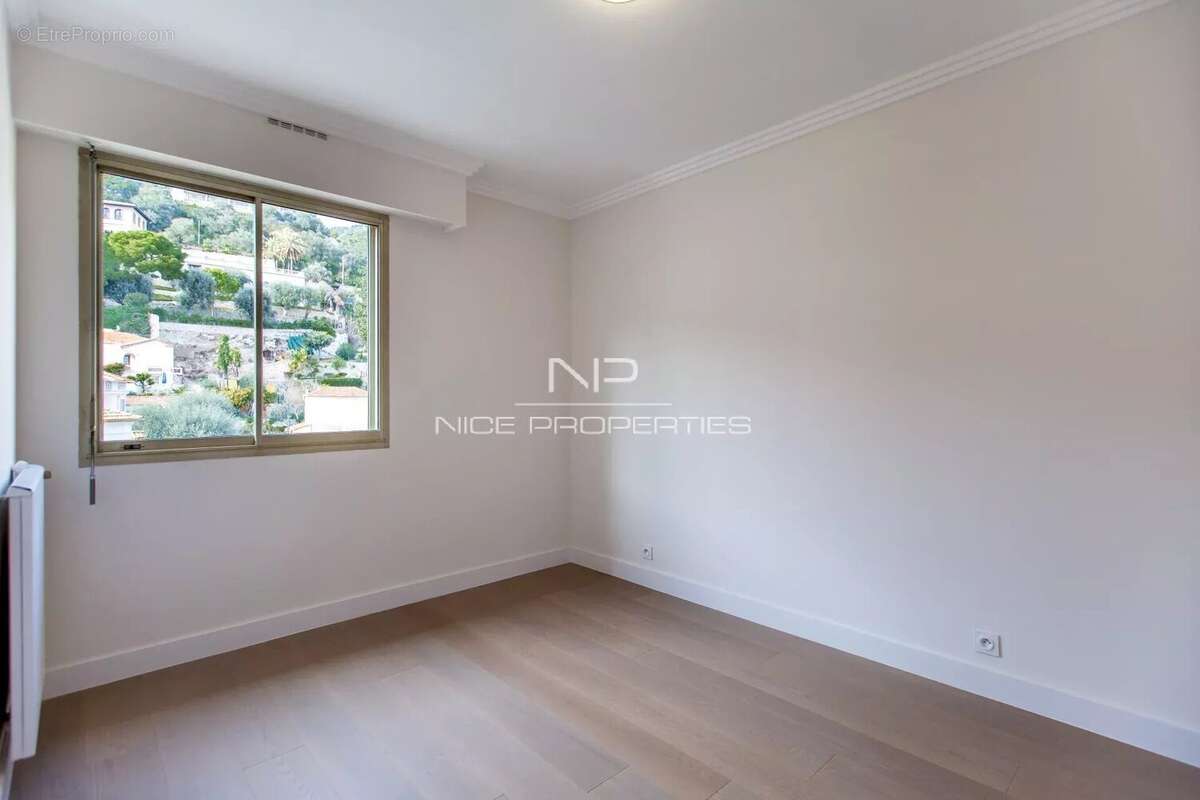 Appartement à BEAULIEU-SUR-MER