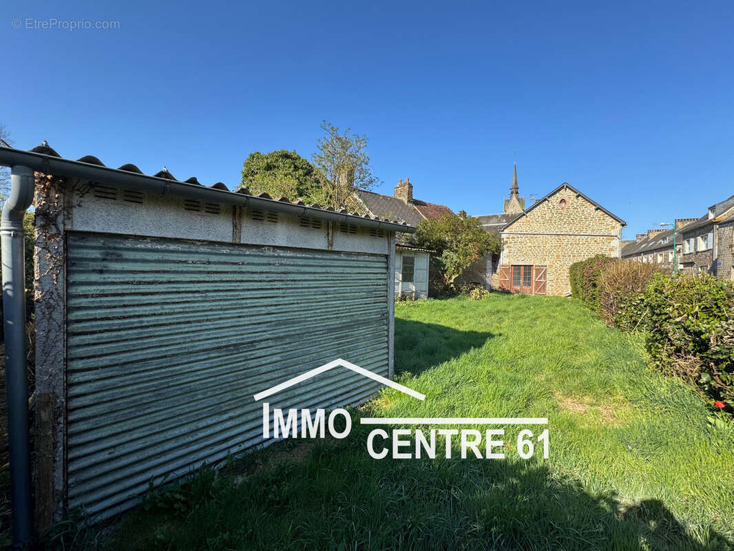 Maison à LA FERTE-MACE