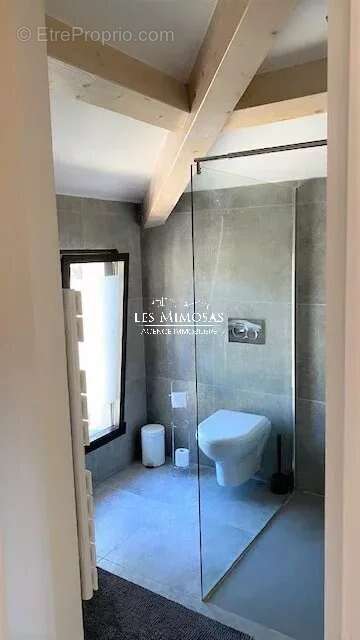 Maison à ROQUEBRUNE-SUR-ARGENS