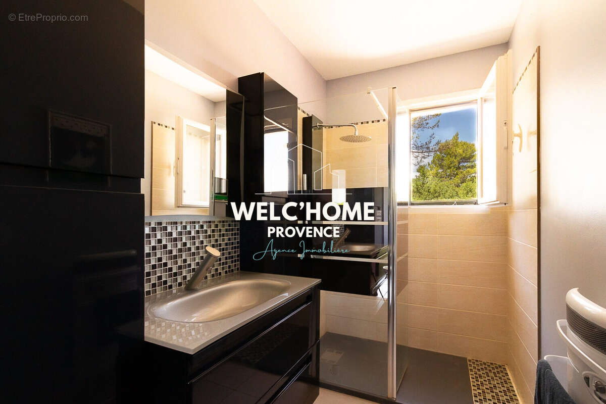 Maison à MEYRARGUES