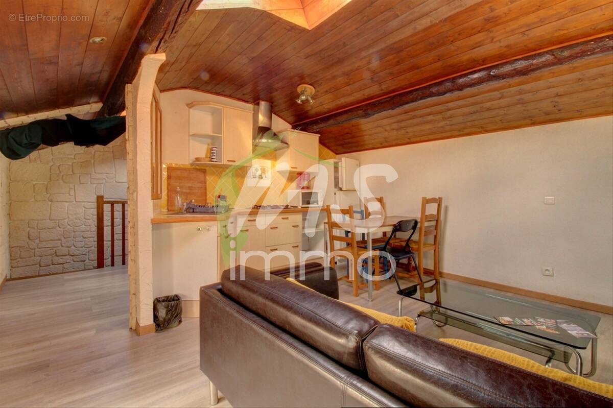 Appartement à JARJAYES