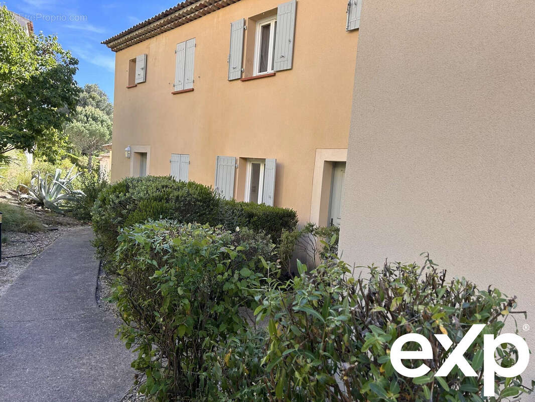 Appartement à MALLEMORT