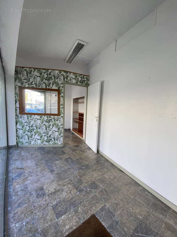 Commerce à LANNEMEZAN