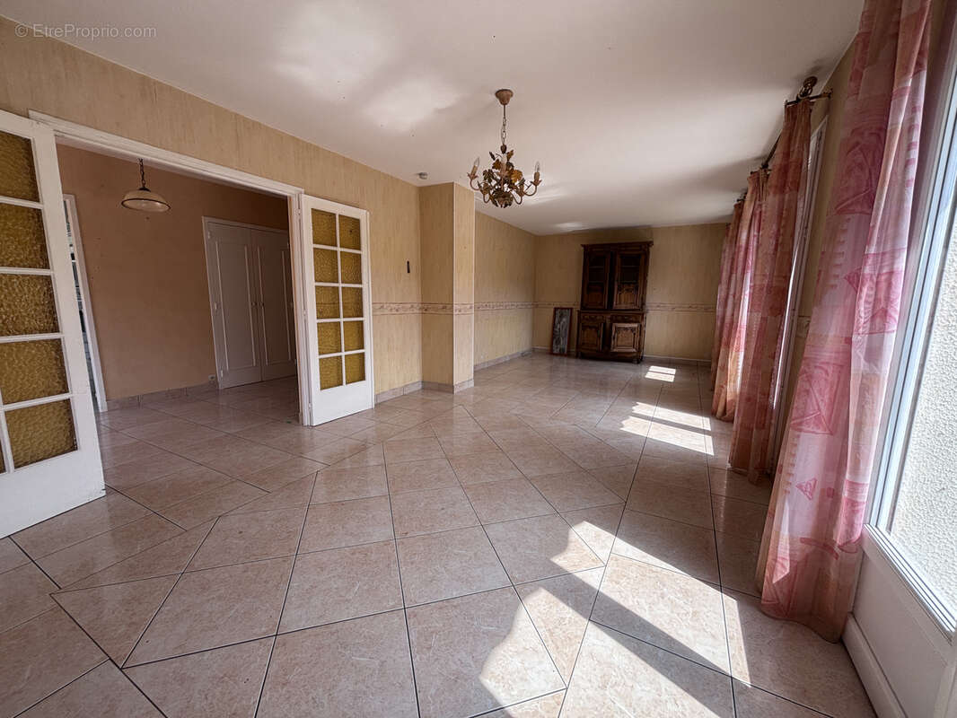 Maison familiale quartier calme - photo 7