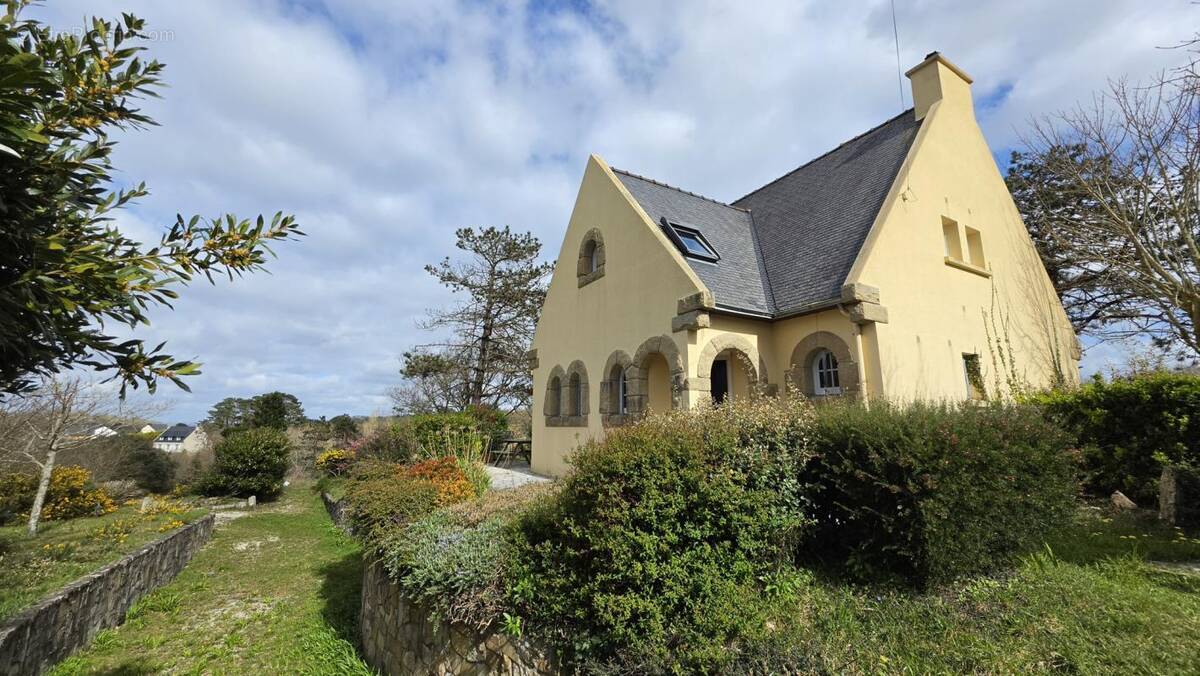 Maison à CAMARET-SUR-MER