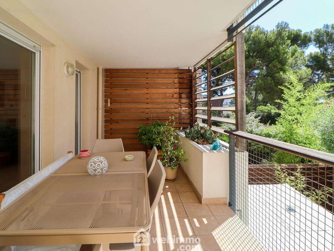Appartement 72 m² à Marseille-9e  - photo 92