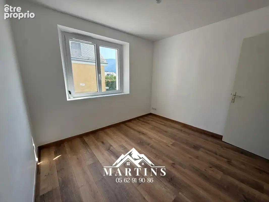 EXCLUSIVITE / ARGELES-GAZOST - Appartement rénové de type 3 avec vue dégagée et jardin privatif de 200m2. - photo 11