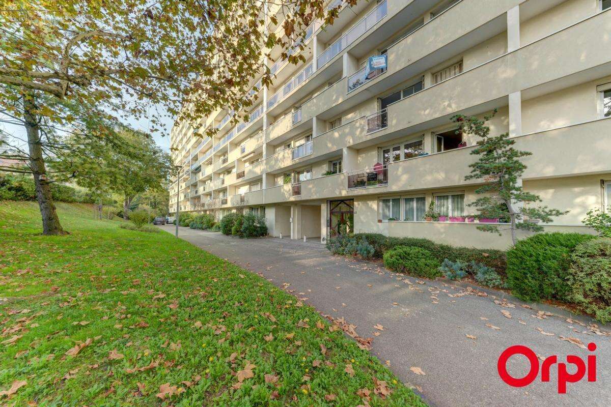 Appartement à CALUIRE-ET-CUIRE