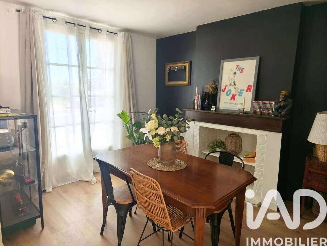 Photo 2 - Maison à MONTLOUIS-SUR-LOIRE
