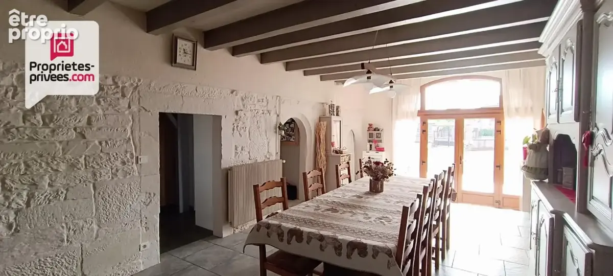 Maison de caractère . 214 m² habitables - photo 4