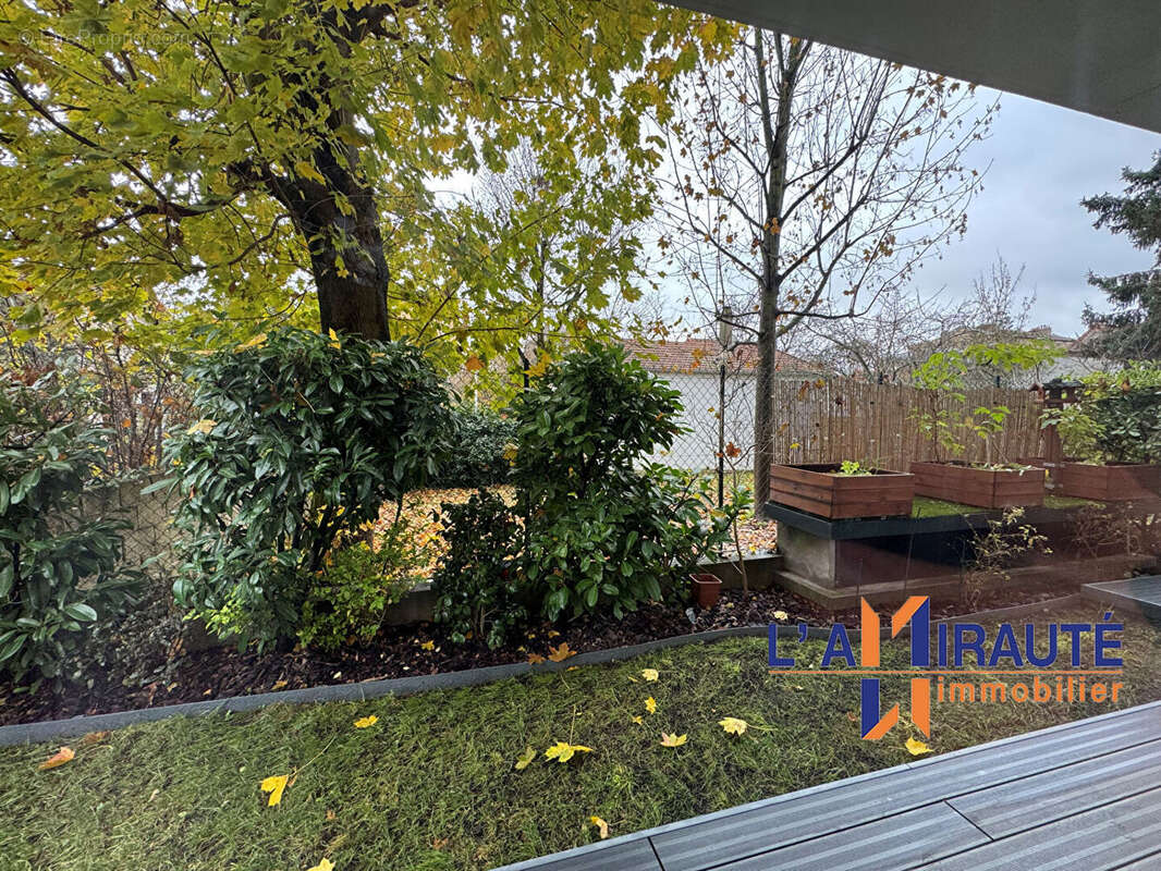 Appartement à HOUILLES