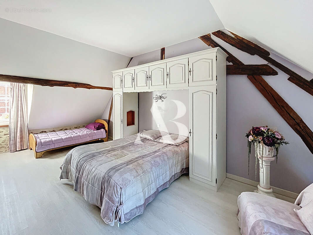 Maison à GRANDPUITS-BAILLY-CARROIS