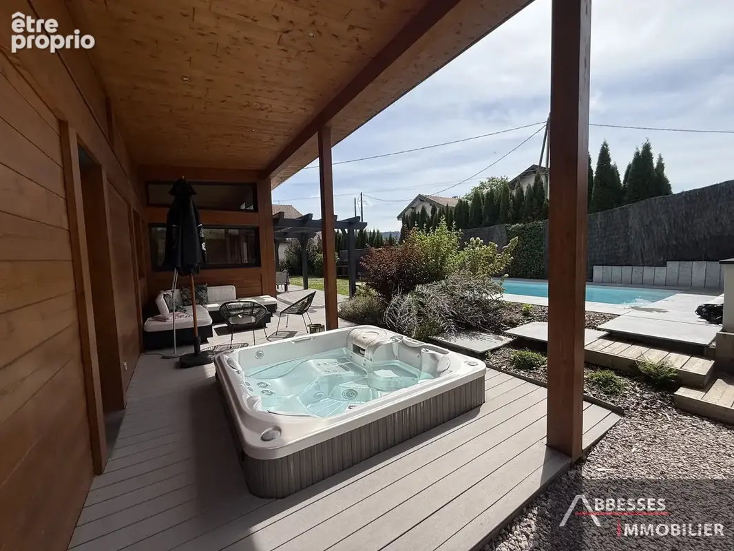 EN EXCLUSIVITÉ - A 2 min de REMIREMONT : pavillon Xilome de plain pied avec piscine et jaccuzzi. - photo 16