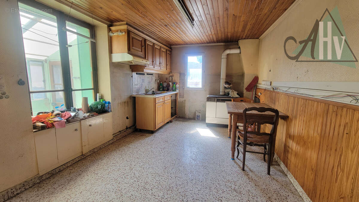 Maison à LUISETAINES