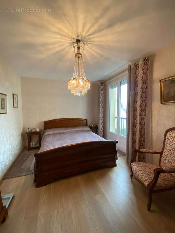 Brest-St Marc/Le GUELMEUR-Appartement de Type 5, 111.56 m², Asc, garage - photo 4